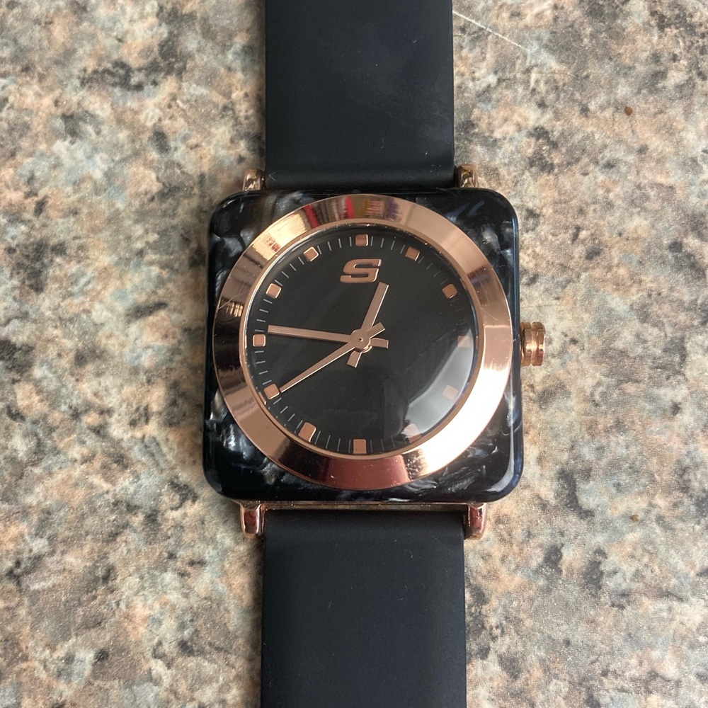 New 🌟 Black & Gold Marbled Sketchers Women’s Watch - Picture 2 of 6
